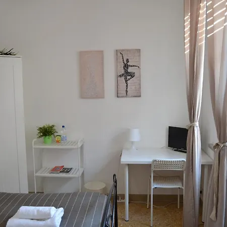 Gasthof Night & Day Pisa