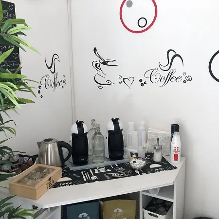 招待所 夜与日旅馆 比萨